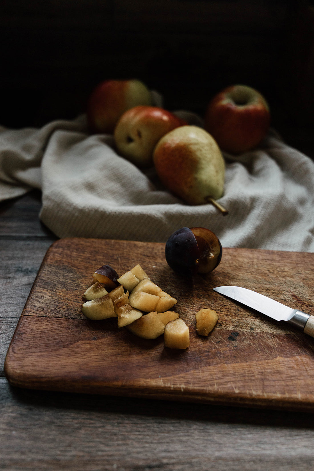Marmeladen-Etiketten rund zum Ausdrucken – 24 Obstsorten, 5 cm Durchmesser - hellgrau